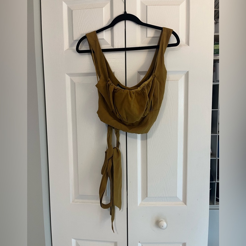 Kittenish Elegant Mustard Set - Picture 4 of 7